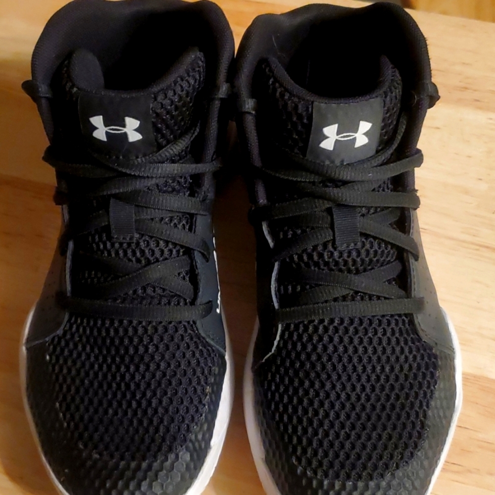 Kids Under Armour Runners
